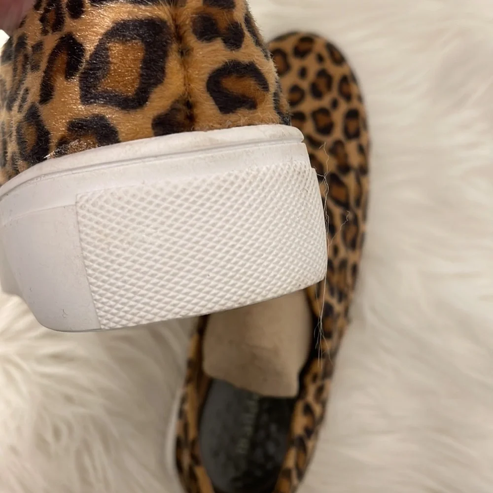 Madden Girl Kudos Zip Up leopard print sneakers 🐆 - Picture 2 of 6